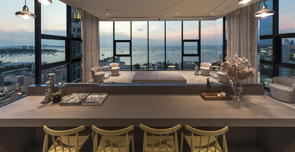 The Base Central Pattaya By Wcc Exterior foto